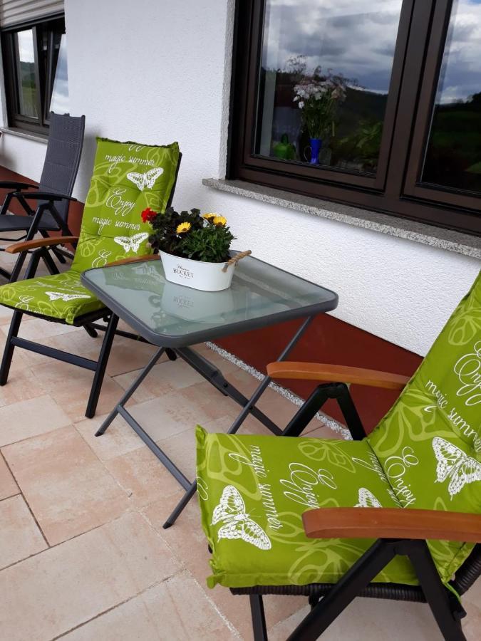 Ferienwohnung Saarblick Ockfen Bagian luar foto