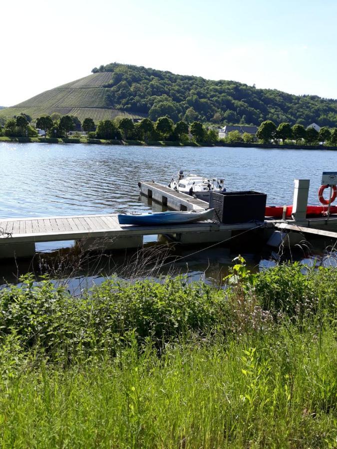 Ferienwohnung Saarblick Ockfen Bagian luar foto