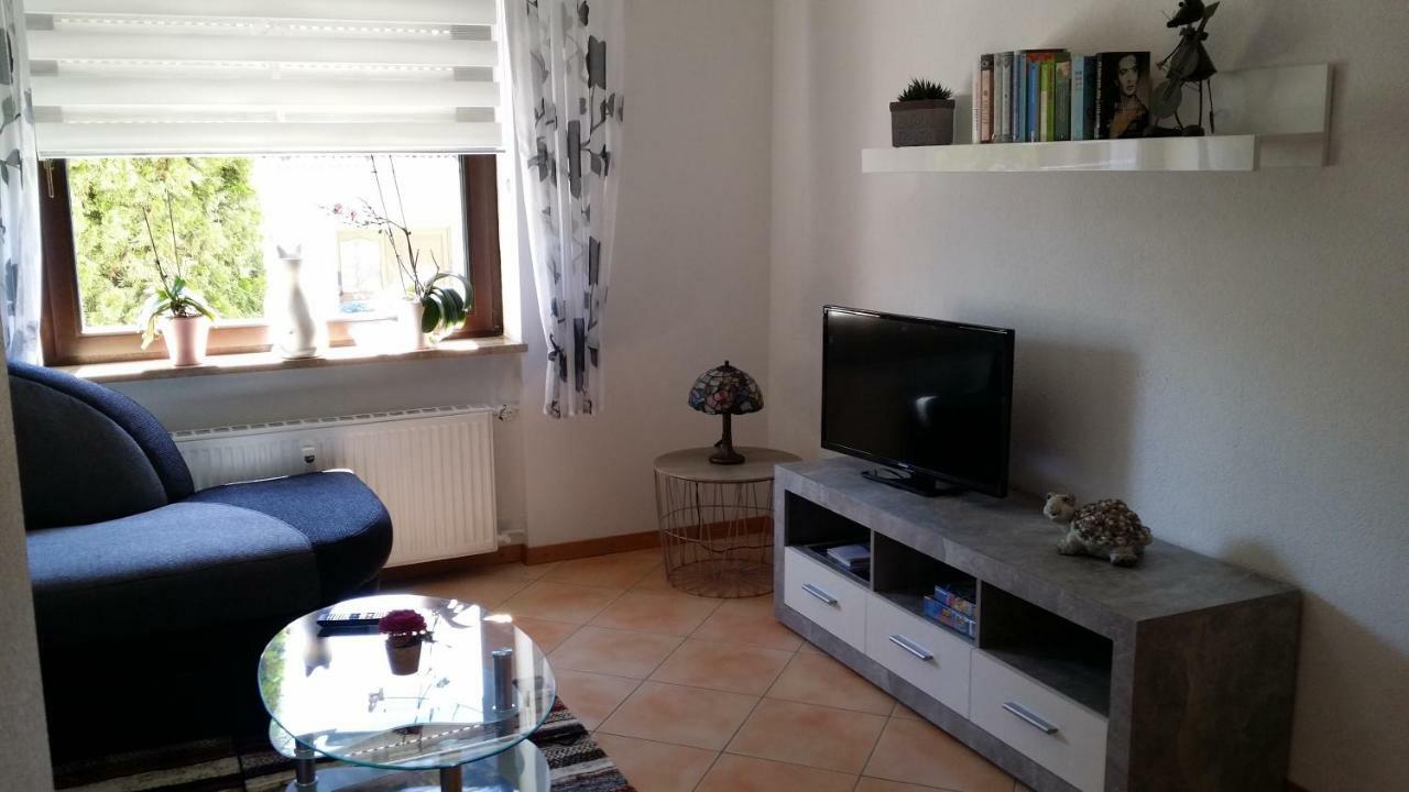 Ferienwohnung Saarblick Ockfen Bagian luar foto